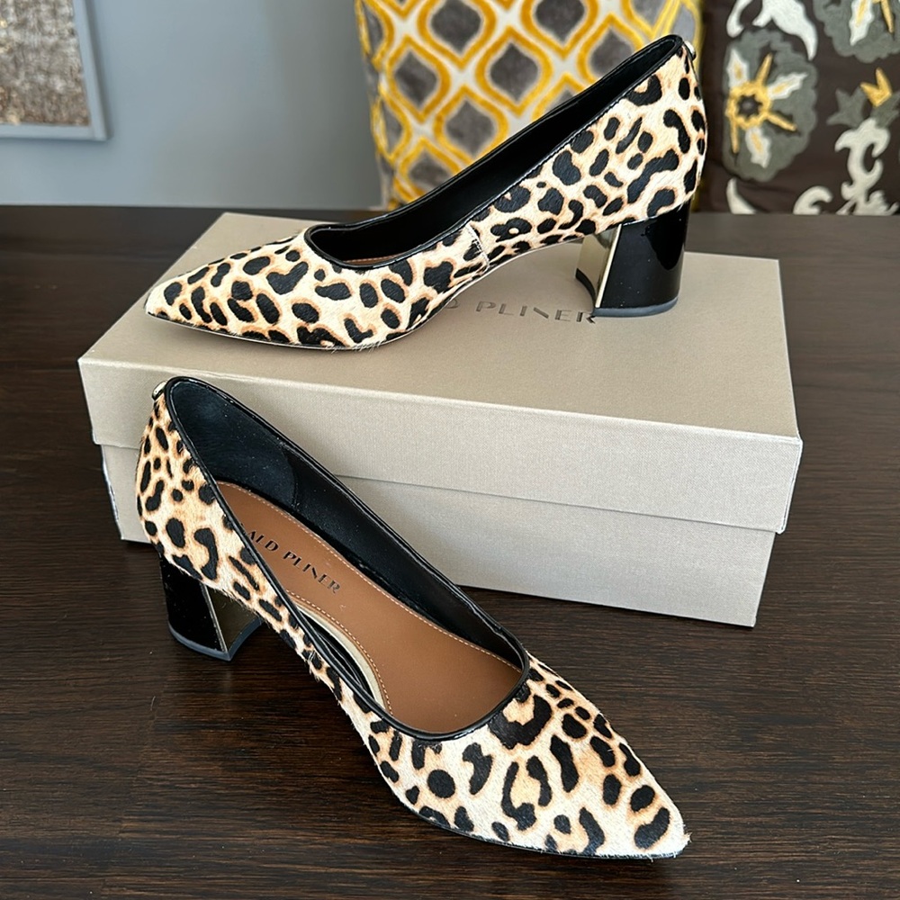 Donald Pliner Suzette leopard hair calf shoe size 8